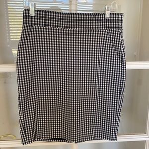 ANN TAYLOR Black and White Gingham Check Pencil Skirt